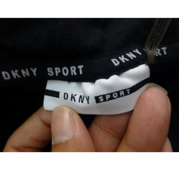 SF 49ers DKNY Sport Black Cropped Suzy Pullover Hoodie - Picture 8 of 16